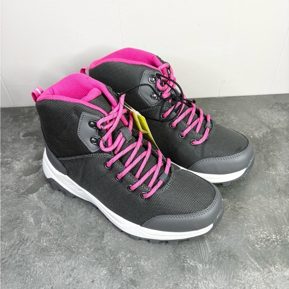 All In Motion Kids Dawson Lace-Up Winter Boots in a gray and pink 5 kids W 7